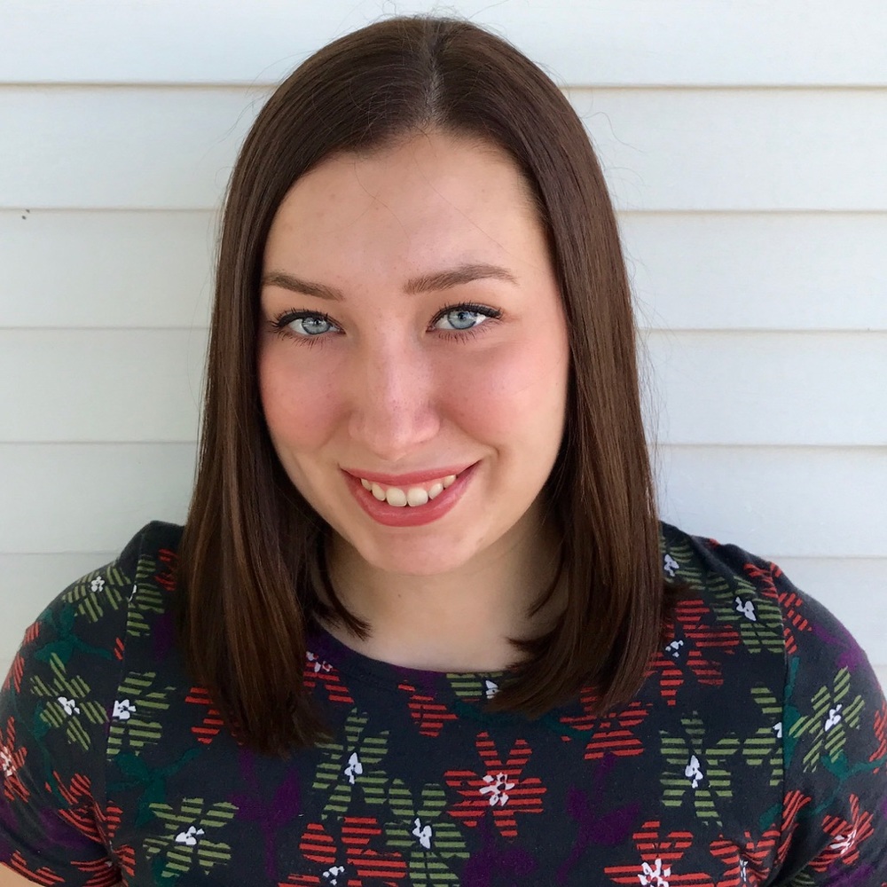 Meet your Posher, Carly